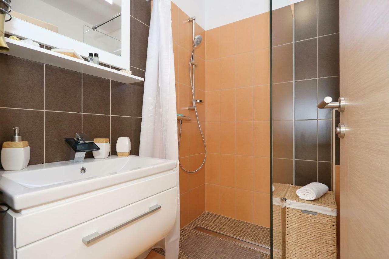 Villa Nivel Vir Exterior foto