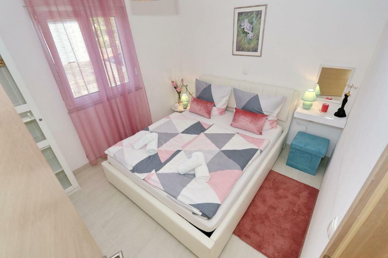 Villa Nivel Vir Exterior foto